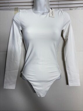 Aritzia light birch Long Sleeve Crewneck Bodysuit Contour Prosperity 8756